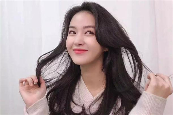 摩根燙適合什么發(fā)質(zhì) 發(fā)量少適合摩根燙嗎 摩根燙適合什么發(fā)質(zhì) 發(fā)量少適合摩根燙嗎