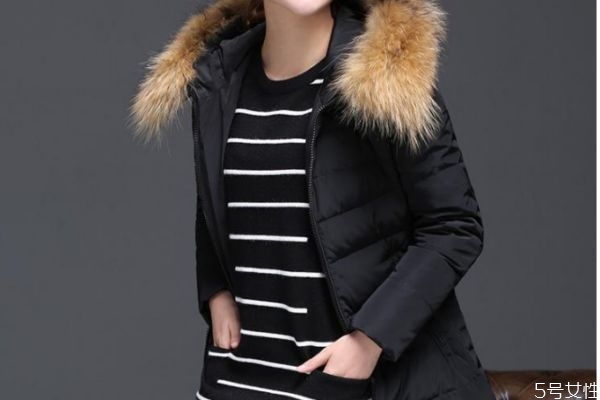 胖人忌諱穿什麼顏色的衣服 冬季顯瘦的衣服顏色 胖人忌諱穿什麼顏色的衣服 冬季顯瘦的衣服顏色