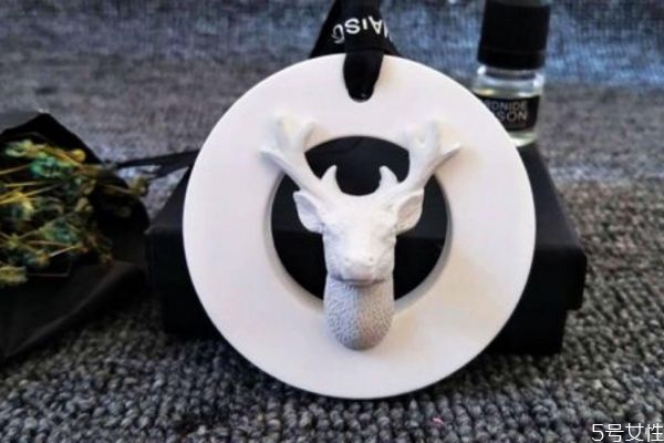 擴(kuò)香石是什么石 擴(kuò)香石可以滴香水嗎 擴(kuò)香石是什么石 擴(kuò)香石可以滴香水嗎