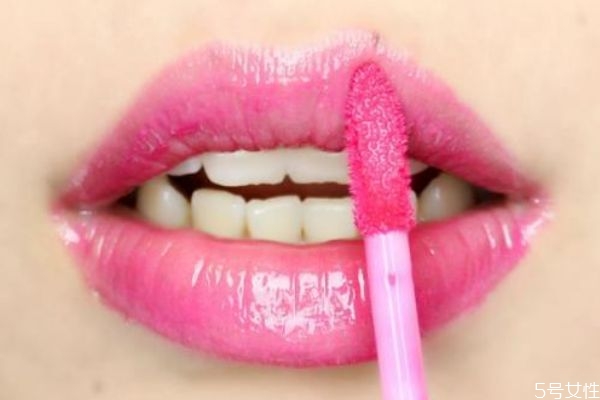 唇釉為什么會(huì)變粘稠 唇釉變粘稠是過期了嗎 唇釉為什么會(huì)變粘稠 唇釉變粘稠是過期了嗎