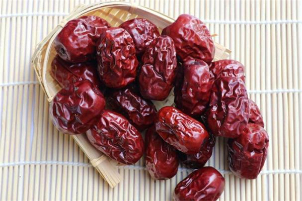 狗頭棗可以生吃嗎 陜西狗頭棗可以直接吃嗎 狗頭棗可以生吃嗎 陜西狗頭棗可以直接吃嗎