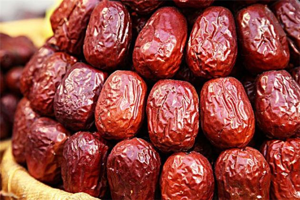 狗頭棗一級(jí)好還是二級(jí)好 狗頭棗怎么分辨好壞