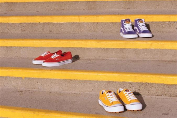 vans為什么容易開(kāi)膠 vans開(kāi)膠是假貨嗎 vans為什么容易開(kāi)膠 vans開(kāi)膠是假貨嗎