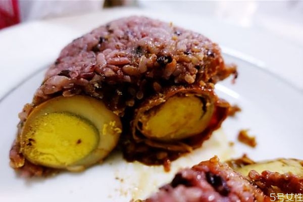 糍飯團是怎么做的呢 糍飯團的熱量有多少