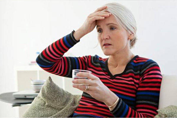 女性如何判斷是不是更年期 女性進(jìn)入更年期后有什么變化 女性如何判斷是不是更年期 女性進(jìn)入更年期后有什么變化