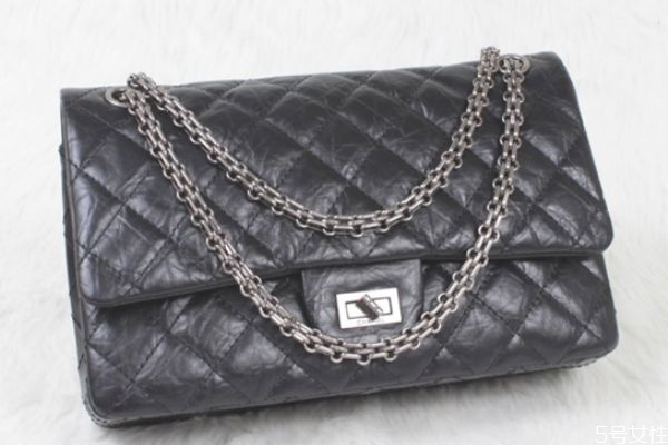 香奈兒2.55是什么意思 香奈兒cf和2.55的區(qū)別 香奈兒2.55是什么意思 香奈兒cf和2.55的區(qū)別