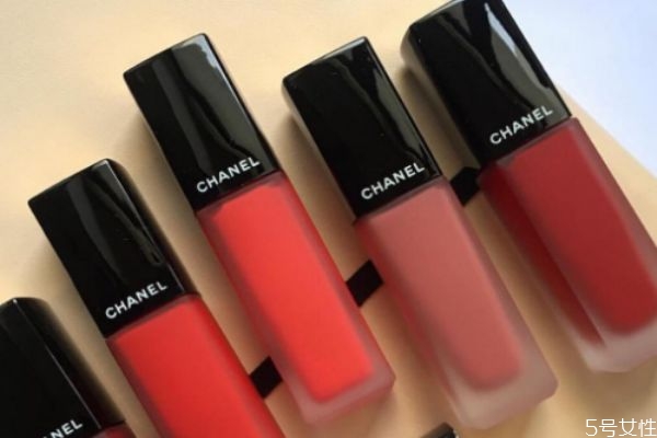 唇釉為什么會(huì)變粘稠 唇釉變粘稠是過期了嗎 唇釉為什么會(huì)變粘稠 唇釉變粘稠是過期了嗎