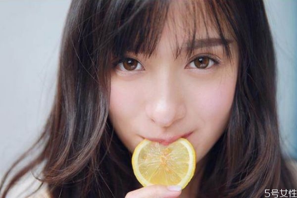 男生讓女生付錢心理 男生花女生的錢的心理 男生讓女生付錢心理 男生花女生的錢的心理