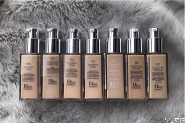 專柜對(duì)版貨是什么意思 專柜對(duì)版是假貨么 專柜對(duì)版貨是什么意思 專柜對(duì)版是假貨么