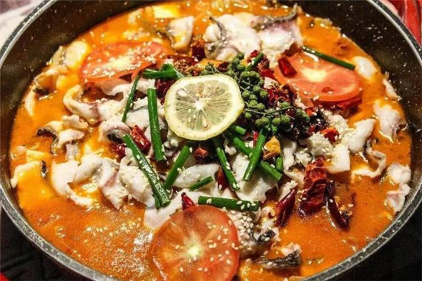 黑魚和清江魚哪個(gè)好吃 黑魚和清江魚哪個(gè)刺少 黑魚和清江魚哪個(gè)好吃 黑魚和清江魚哪個(gè)刺少