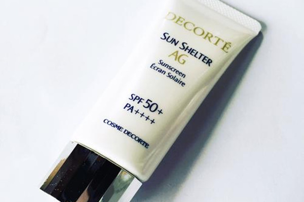 黛珂防曬霜油膩嗎 黛珂防曬霜適合什么膚質(zhì) 黛珂防曬霜油膩嗎 黛珂防曬霜適合什么膚質(zhì)