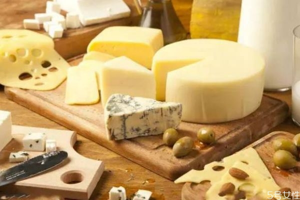 芝士怎么才拉絲 芝士不拉絲的原因有什么 芝士怎么才拉絲 芝士不拉絲的原因有什么