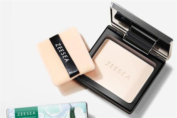 zeesea粉餅多少錢(qián) zeesea滋色粉餅怎么選色號(hào) zeesea粉餅多少錢(qián) zeesea滋色粉餅怎么選色號(hào)