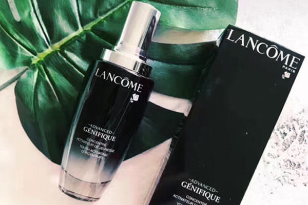 蘭蔻小黑瓶適合敏感肌嗎 蘭蔻小黑瓶過期了還能用嗎 蘭蔻小黑瓶適合敏感肌嗎 蘭蔻小黑瓶過期了還能用嗎