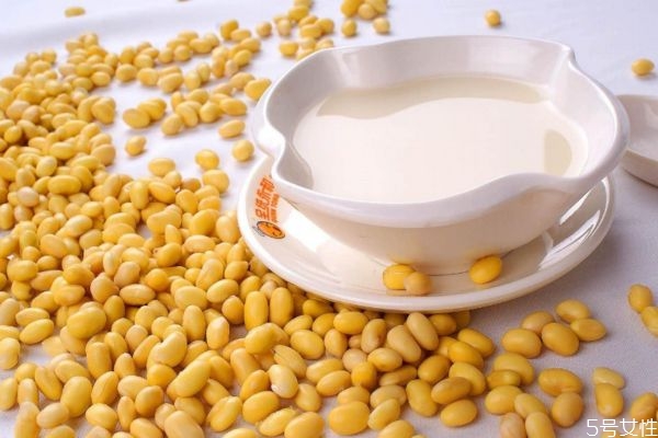 豆?jié){可以二次加熱嗎 熱豆?jié){可以保存多久 豆?jié){可以二次加熱嗎 熱豆?jié){可以保存多久