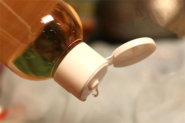 京衛(wèi)本草金盞花爽膚水成分 京衛(wèi)本草金盞花水能祛痘印嗎 京衛(wèi)本草金盞花爽膚水成分 京衛(wèi)本草金盞花水能祛痘印嗎