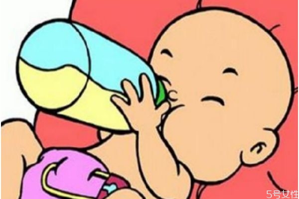 嬰兒躺著喝奶粉好嗎 嬰兒應(yīng)該怎么喝奶粉 嬰兒躺著喝奶粉好嗎 嬰兒應(yīng)該怎么喝奶粉