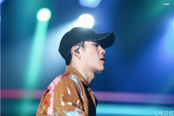 男朋友對自己忽冷忽熱 男朋友不重視你的表現