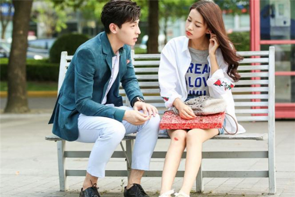 大齡單身過年該不該相親 大齡單身青年過年要相親嗎 大齡單身過年該不該相親 大齡單身青年過年要相親嗎