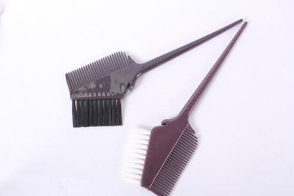 什么是染發(fā)梳 染發(fā)梳怎么用 什么是染發(fā)梳 染發(fā)梳怎么用