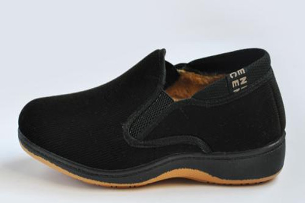 老人保暖鞋怎么選購(gòu) 挑選老人保暖鞋的注意事項(xiàng) 老人保暖鞋怎么選購(gòu) 挑選老人保暖鞋的注意事項(xiàng)