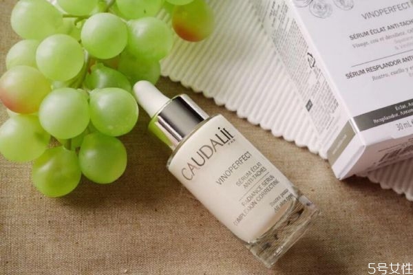 歐緹麗美白精華安全嗎 歐緹麗美白精華能白天用嗎 歐緹麗美白精華安全嗎 歐緹麗美白精華能白天用嗎