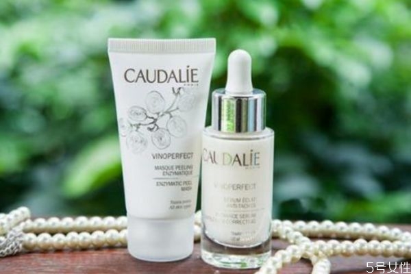 歐緹麗美白精華安全嗎 歐緹麗美白精華能白天用嗎 歐緹麗美白精華安全嗎 歐緹麗美白精華能白天用嗎