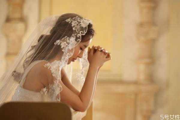 歐根紗是什么面料 婚紗常用布料 歐根紗是什么面料 婚紗常用布料