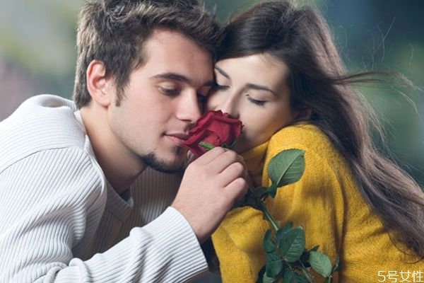 女朋友想分手會(huì)有哪些表現(xiàn) 女朋友想分手的表現(xiàn) 女朋友想分手會(huì)有哪些表現(xiàn) 女朋友想分手的表現(xiàn)