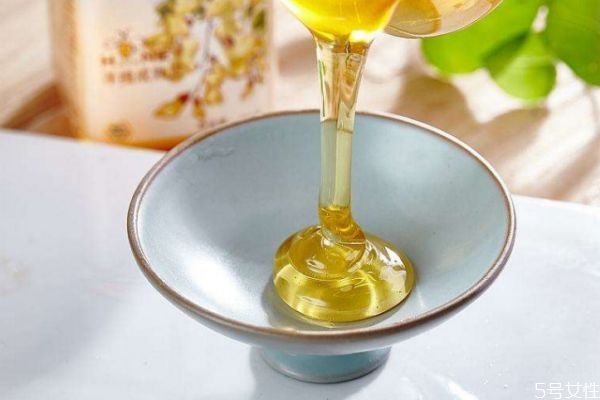 混合性皮膚如何補水 混合性皮膚補水的方法有什么 混合性皮膚如何補水 混合性皮膚補水的方法有什么