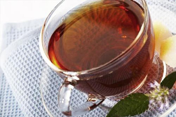 女人喝黃酒有什么好處 黃酒是不是越陳越好 女人喝黃酒有什么好處 黃酒是不是越陳越好