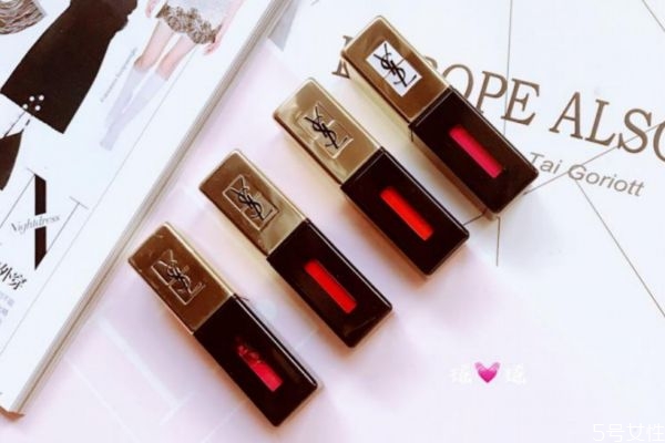 唇釉太油膩怎么處理 唇釉太油亮一擦就掉 唇釉太油膩怎么處理 唇釉太油亮一擦就掉