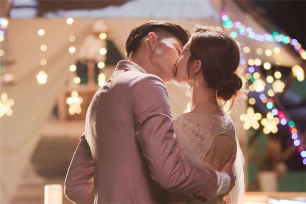 跟現(xiàn)任隱瞞戀愛史有錯嗎 戀愛史要不要告訴現(xiàn)任 跟現(xiàn)任隱瞞戀愛史有錯嗎 戀愛史要不要告訴現(xiàn)任