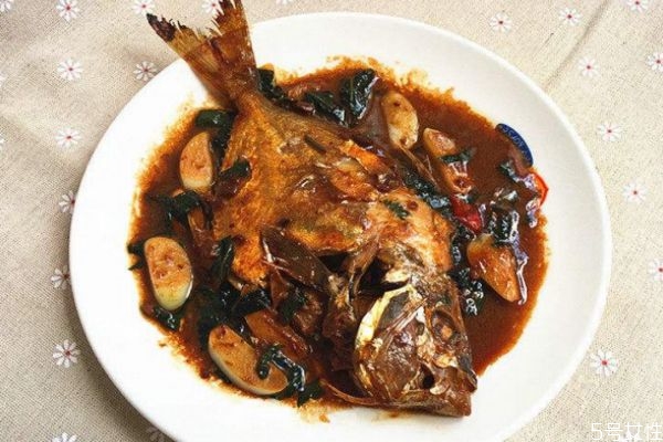 鯧魚的營養(yǎng)價值及功效 鯧魚怎么做好吃 鯧魚的營養(yǎng)價值及功效 鯧魚怎么做好吃