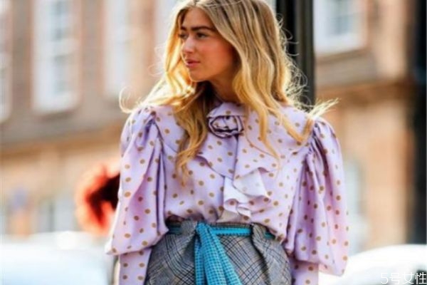 香芋紫適合什么年齡 香芋色和什么顏色最配 香芋紫適合什么年齡 香芋色和什么顏色最配