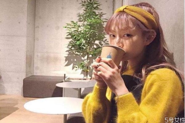 毛衣洗長了怎么恢復 毛衣洗了變長的原因 毛衣洗長了怎么恢復 毛衣洗了變長的原因