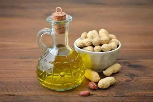 花生油可以長期吃嗎 花生油長期吃有害嗎 花生油可以長期吃嗎 花生油長期吃有害嗎