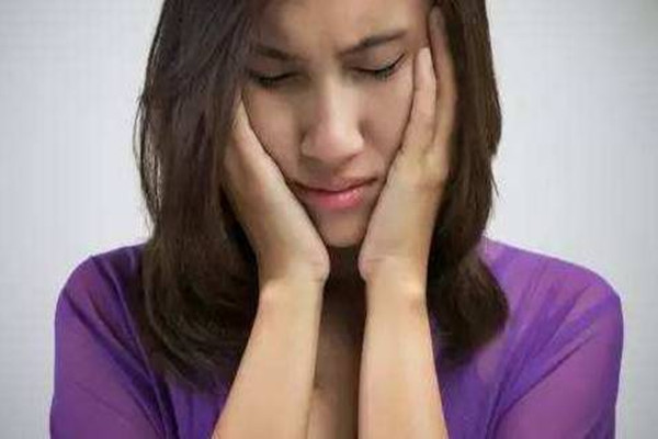 女人氣色差怎么調(diào)理 經(jīng)期氣色不好怎么調(diào)理 女人氣色差怎么調(diào)理 經(jīng)期氣色不好怎么調(diào)理