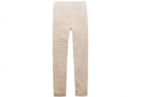 保暖褲能拿吹風機吹嗎 吹風機吹衣服很難干