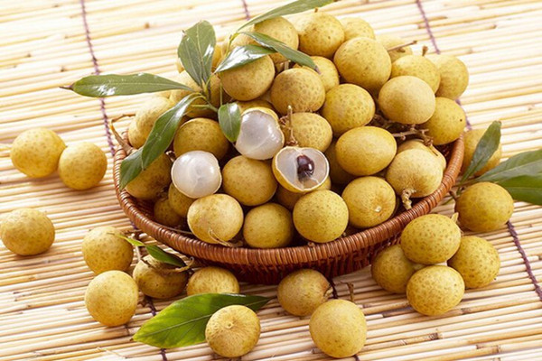 減肥期間能吃龍眼嗎 龍眼一天吃多少適合 減肥期間能吃龍眼嗎 龍眼一天吃多少適合