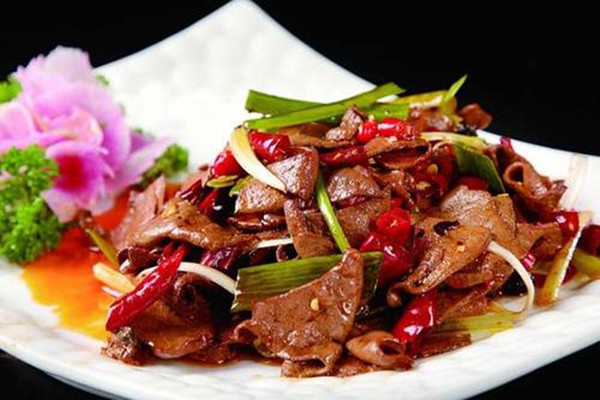 豬肝怎么處理比較嫩 豬肝可以和西藍(lán)花一起吃嗎 豬肝怎么處理比較嫩 豬肝可以和西藍(lán)花一起吃嗎