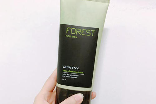 毛孔粗大用什么洗面奶 早晚都用洗面奶可以嗎 毛孔粗大用什么洗面奶 早晚都用洗面奶可以嗎