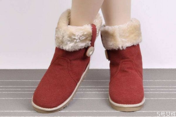 雪地靴適合什么時(shí)候穿 雪地靴的由來(lái) 雪地靴適合什么時(shí)候穿 雪地靴的由來(lái)