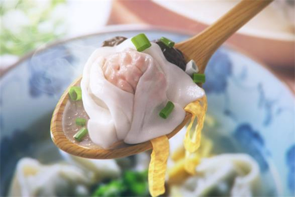 餛飩餡咸了怎么辦 餛飩皮怎么做 餛飩餡咸了怎么辦 餛飩皮怎么做