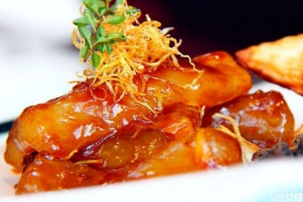 雞肉不能和什么一起吃 有什么關(guān)于雞肉的名菜嗎 雞肉不能和什么一起吃 有什么關(guān)于雞肉的名菜嗎