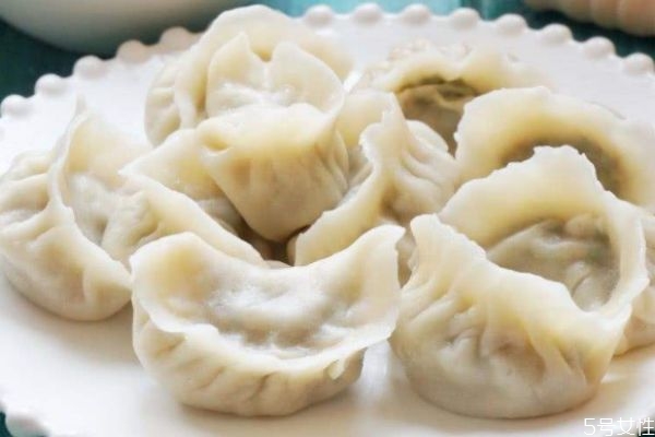 餃子要煮多久 餃子要怎么煮 餃子要煮多久 餃子要怎么煮