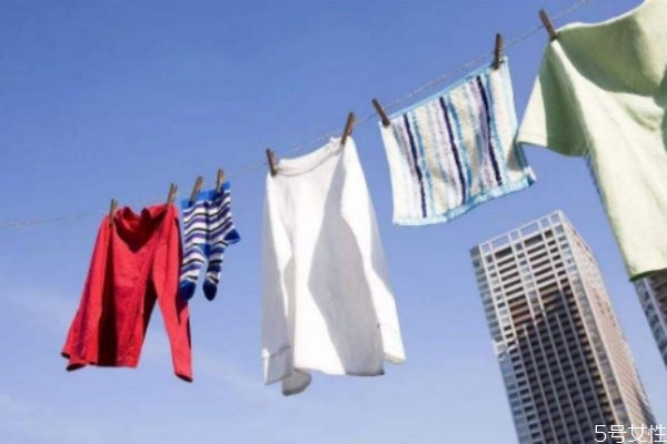 衣服為什么會(huì)掉色 已經(jīng)掉色衣服怎么處理 衣服為什么會(huì)掉色 已經(jīng)掉色衣服怎么處理