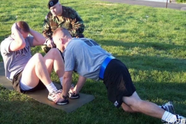 仰臥起坐能否減肚子 仰臥起坐可以練腹肌嗎 仰臥起坐能否減肚子 仰臥起坐可以練腹肌嗎