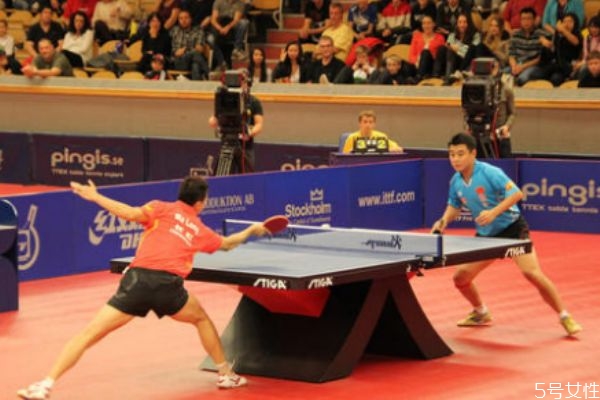 為什么乒乓球是中國國球 乒乓球拍一面紅色一面黑色 為什么乒乓球是中國國球 乒乓球拍一面紅色一面黑色