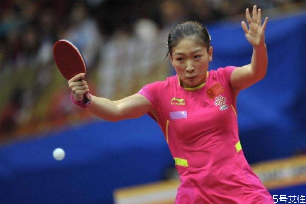 為什么乒乓球是中國國球 乒乓球拍一面紅色一面黑色 為什么乒乓球是中國國球 乒乓球拍一面紅色一面黑色